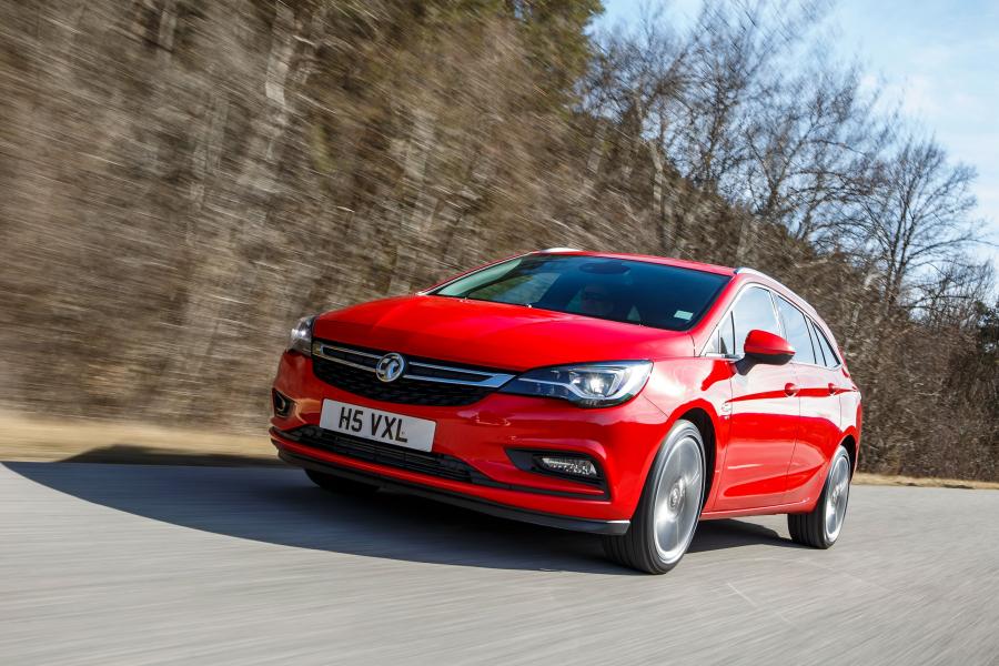  Vauxhall Astra Sports Tourer BiTurbo 2016 года  (фото 8 из 30)
